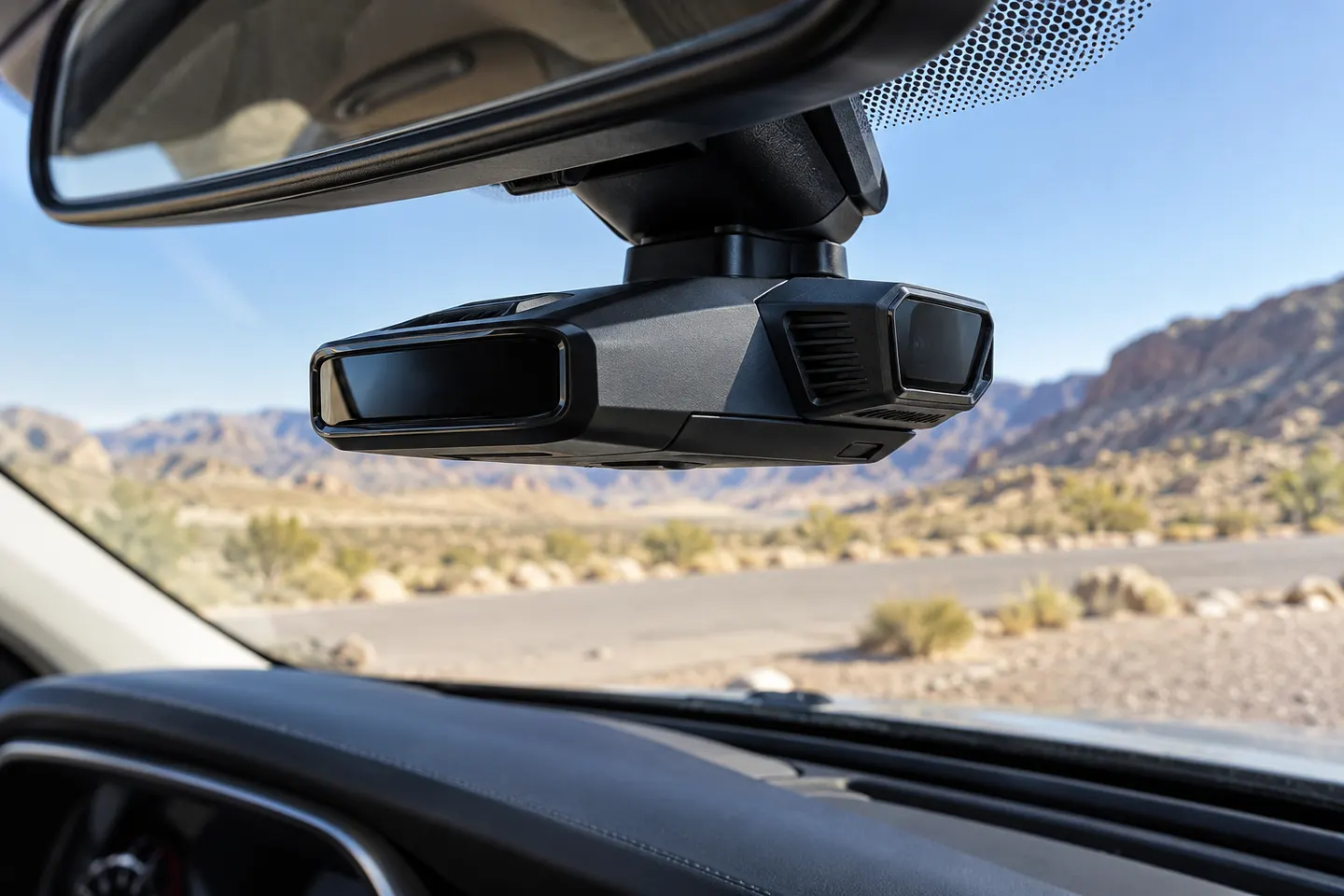 Uniden R8 Radar Detector: Features, Setup and Support